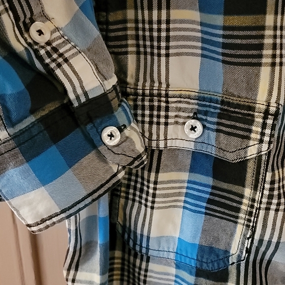 Mossimo Button Down Sz M 100% Cotton Athletic Fit - Picture 2 of 6